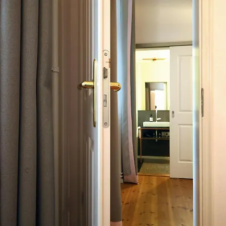 Wil7 Boutique Hotel 4*